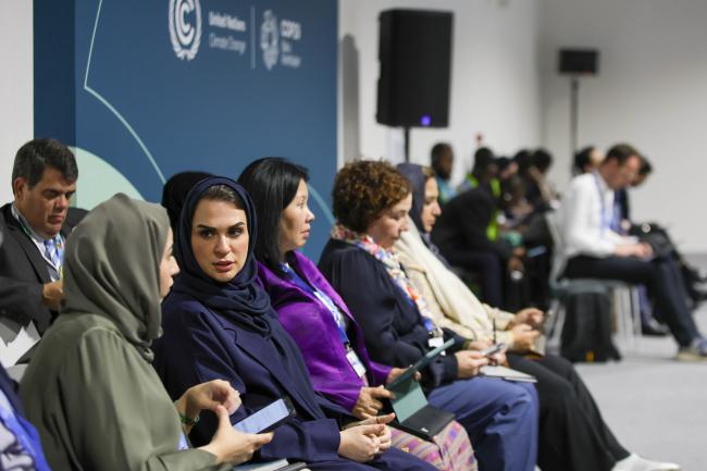 Participants during the session 
