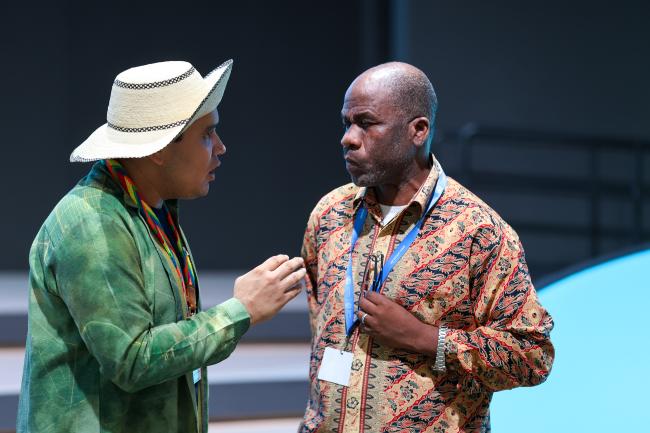 Juan Carlos Monterrey Gomez, Panama, with Evans Davie Njewa, Malawi