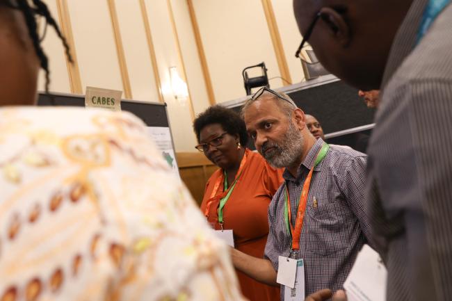 Delegates discuss ideas