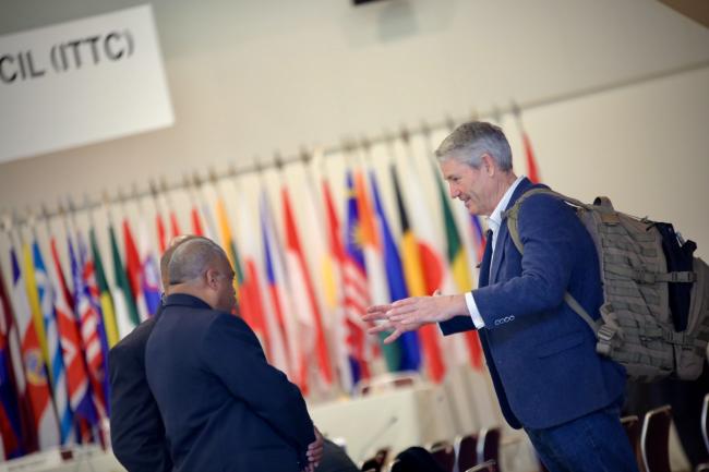 Delegates interacting at ITTC-60