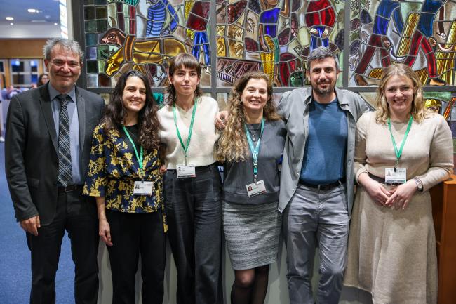 From L-R: The ENB team: Asterios Tsioumanis; Katarina Hovden; Emma Vovk; Elsa Tsioumani; and Mike Muzurakis, with Valentina Romoli, IISD