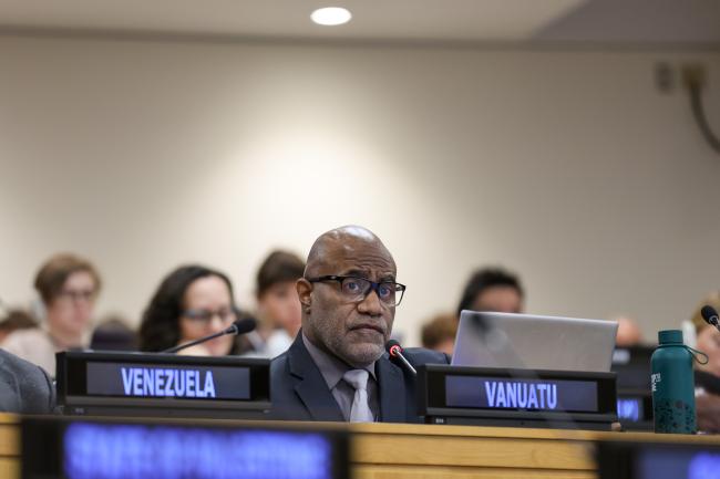 Malcolm Dalesa, Vanuatu