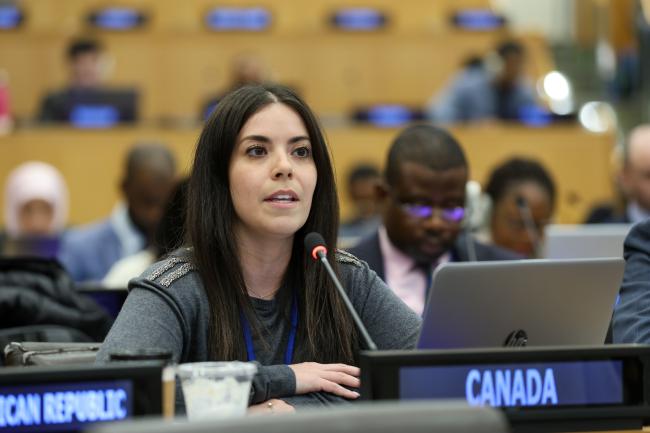Dina Bettencourt, Canada