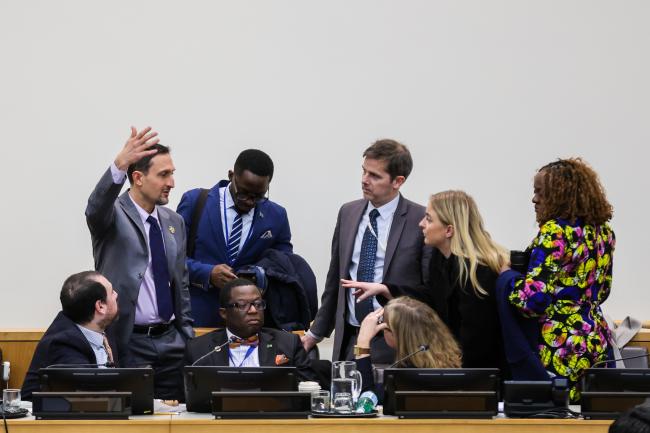 Co-Facilitators and Secretariat conferring after the end of the afternoon plenary