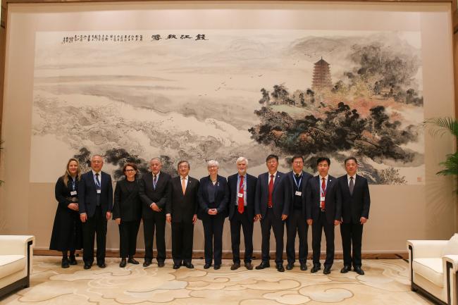 Family photo bilateral meeting