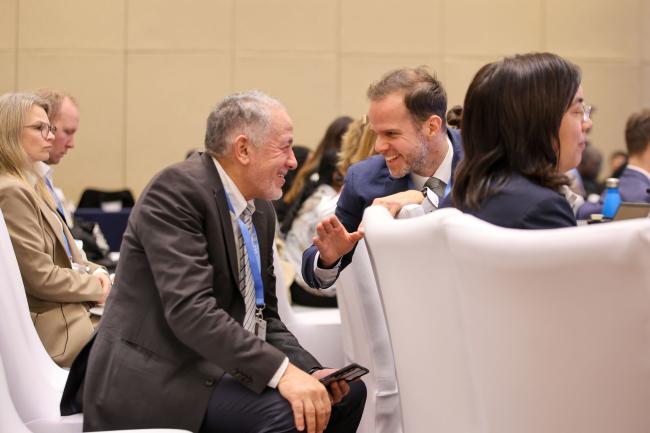 IPCC Secretary Abdalah Mokssit and Sebastian König, Switzerland 