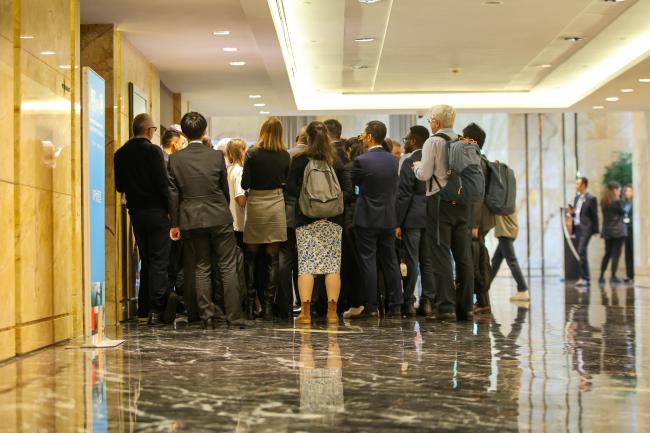Huddle in the corridors 