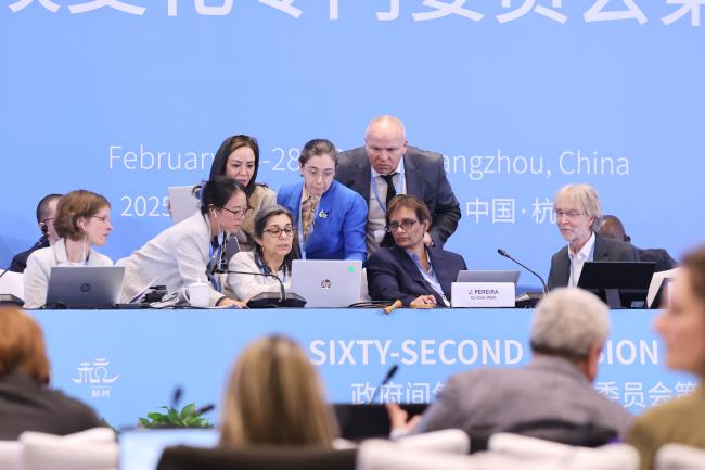 Consultations on the dais WG III 