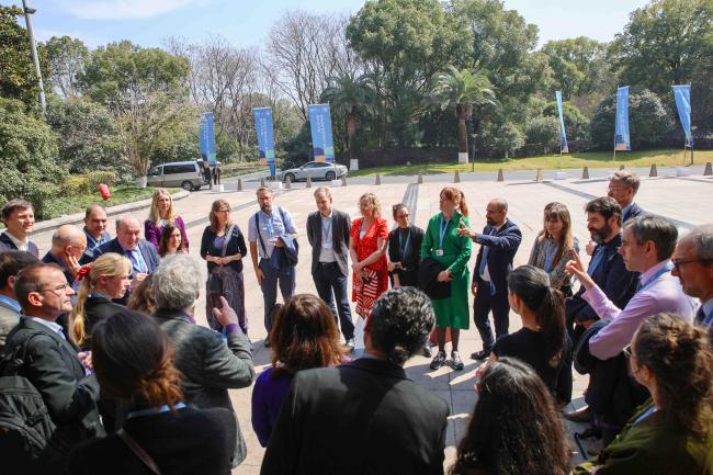 EU huddle