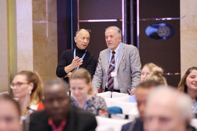 Jesbin Baidya, IPCC Secretariat, and IPCC Secretary Abdalah Mokssit 