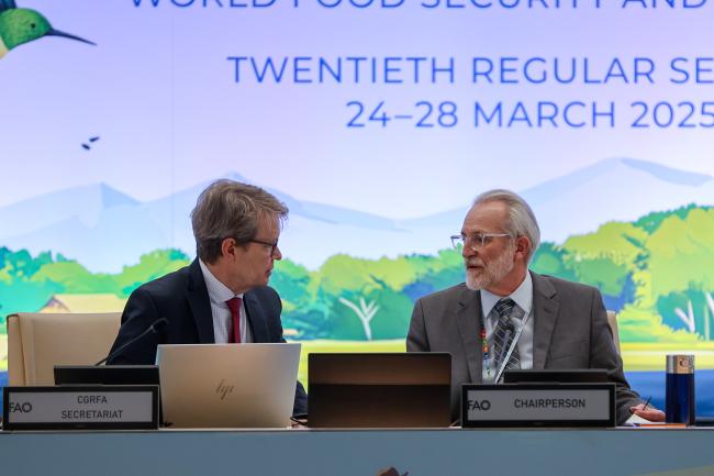 Dan Leskien, CGRFA Secretariat, and CGRFA 20 Chair Benoît Girard, Canada