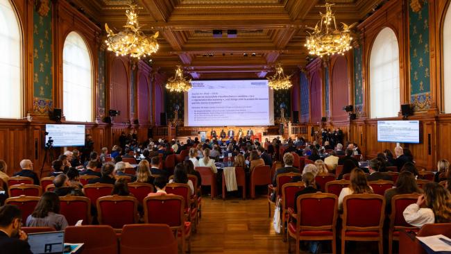 IISD ENB - Monaco 16 - View of the room 