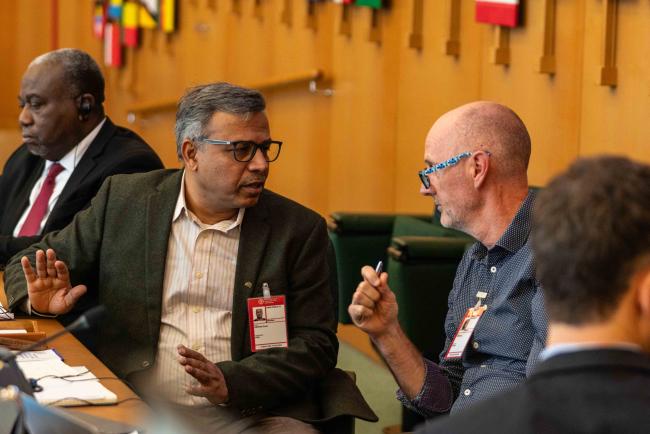 Working Group Co-Chairs Sunil Archak and Michael Michael Ryan - ITPGRFA_OEWG13_2april2025-photo