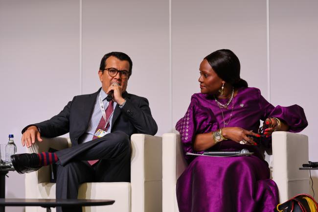 Fernando Andrés López Larreynaga, Minister of Environment and Natural Resources, El Salvador, and Musonda Mumba, Secretary General, Ramsar Convention on Wetlands