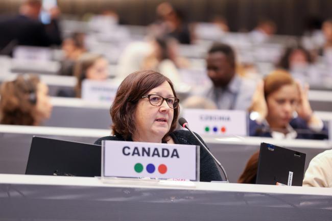Isabell Mayr, Canada
