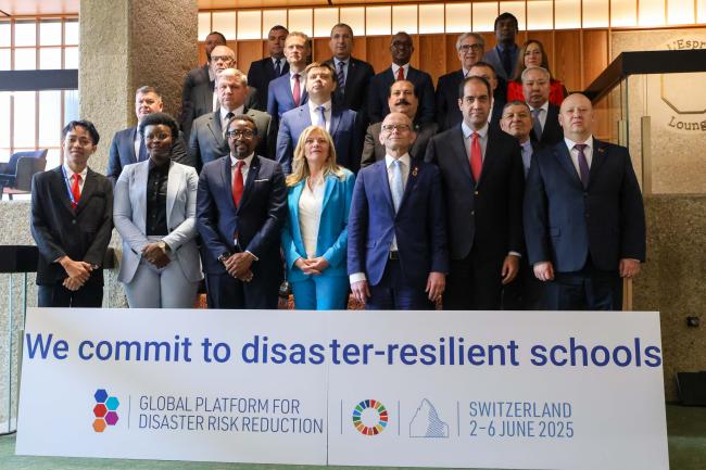 Leaders on resilient schools