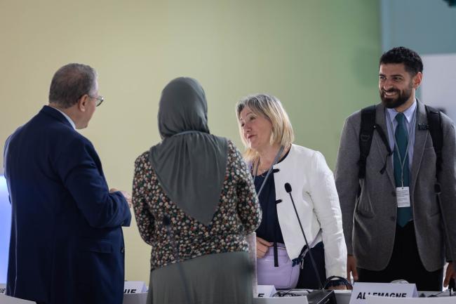 Delegates between sessions