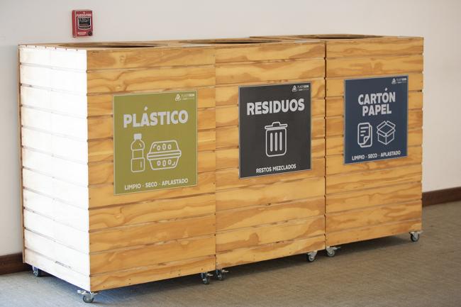 Recycling Bins - OEWG32 - 16Jun2025