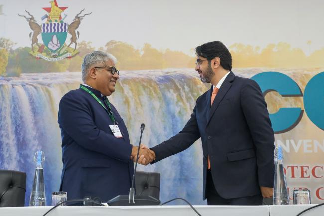 Bhupender Yadav, Minister of Environment, Forest and Climate Change of India, and Marwan Abdullah Al Zaabi, Ministry of Climate Change and Environment of the United Arab Emirates 