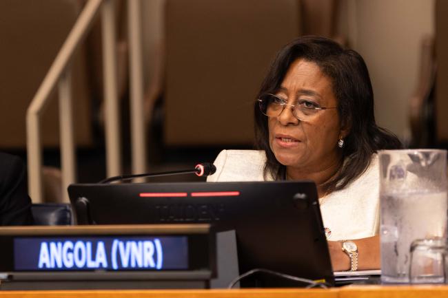 Maria do Rosário Teixeira de Alva Sequeira Bragança, Minister of State for Social Affairs, Angola