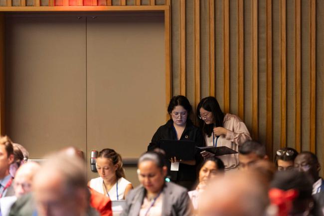 Delegates between sessions