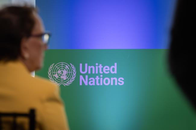 UN sign