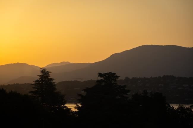 As the sunrises across Lake Geneva, delegates are reminded that hope remains and a solution will be found
