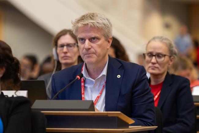 Michael Bonser, Canada