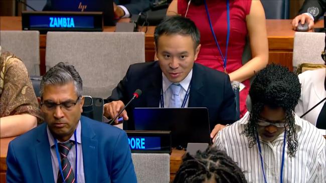 Nathaniel Khng, Singapore