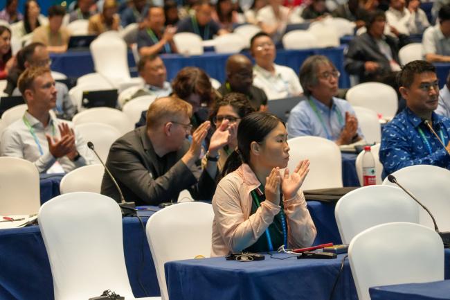 Session 2 – Biodiversity, science and education 