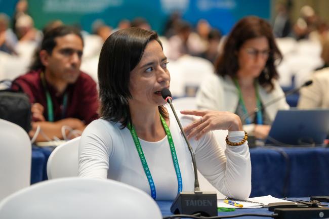 Session 2 – Biodiversity, science and education 