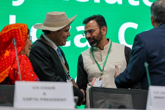 Juan Carlos Monterrey Gómez, Panama, with Asad Naqvi, CBD Secretariat