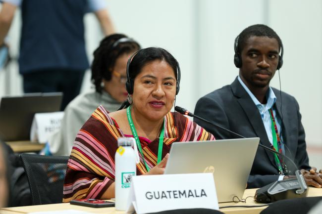 Gloria Marina Apén González, Guatemala
