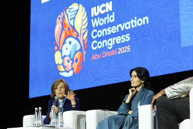 Sylvia Earle, IUCN Patron of Nature, and Razan Al Mubarak, IUCN President 