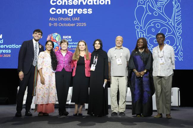 Group photo closing forum 