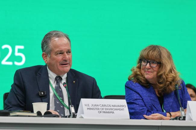 Juan Carlos Navarro, Minister of Environment, Panama, and CBD Executive Secretary Astrid Schomaker