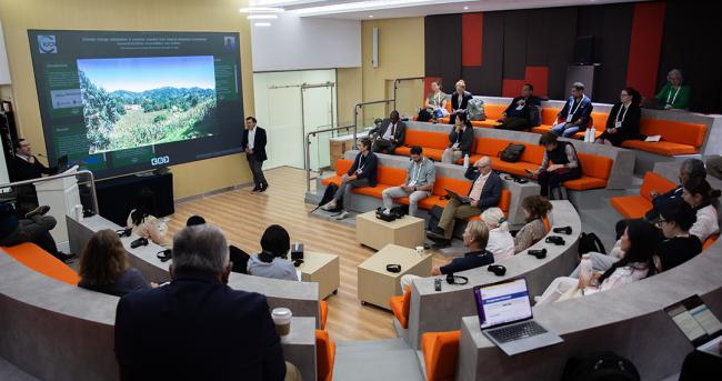 View of the room - Lessons from Tropical Mountain Ecosystems - A tribute to Jane Goodall - IUCN-World Conservation Congress 2025- 11Oct2025