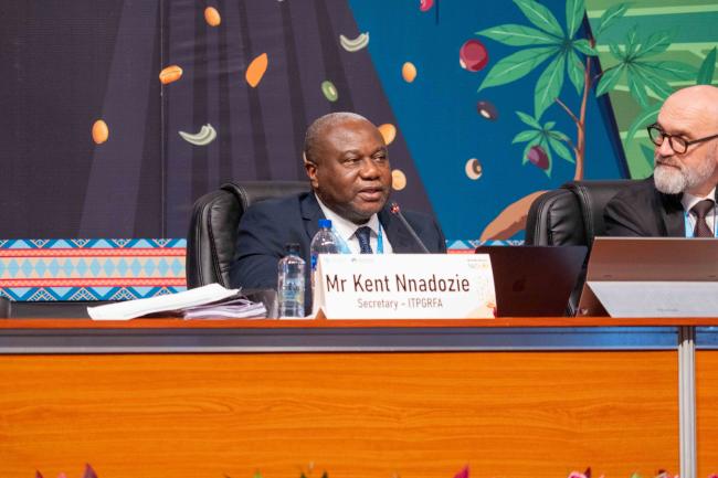 Kent Nnadozie_Secrt_ITPGRFA_GB11_26th_AndresC-102015