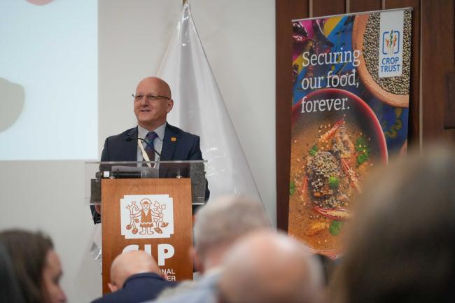Simon Heck_ITPGRFA_CropDivDay_25_AndresC-101105