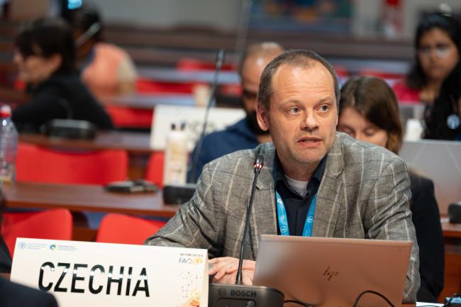 Vlastimil Zedek, Czechia_ITPGRFA_GB11_26th_AndresC-201949
