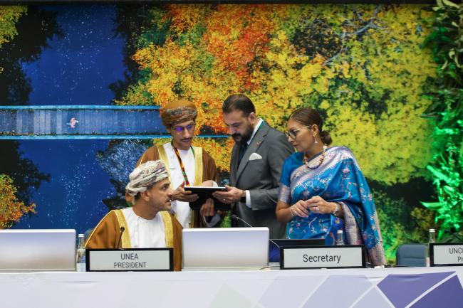 UNEA-7 President Abdullah Bin Ali Al-Amri discusses with Radhika Ochalik, Secretary, Governing Bodies and Stakeholders, UNEP, before the MEAs opening session. 