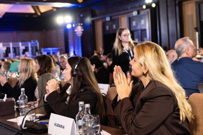 participants clapping - BARC_COP24_4dec2025-photo