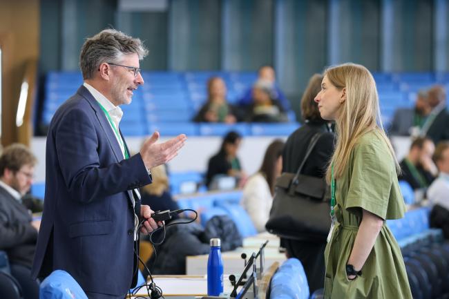 Neville Ash, Director, UN Environment World Conservation Monitoring Centre, and Katie Beckett, UK