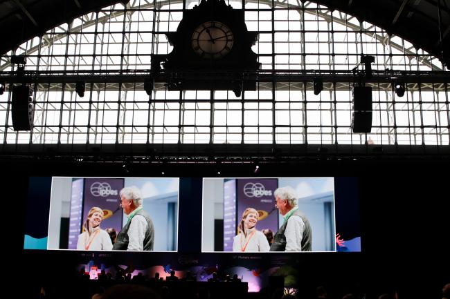 Delegates see some of the pictures of the week. 