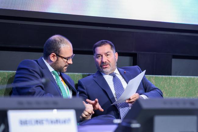 Miguel Ruiz Botero, Colombia, and ISP-CWP Chair Osvaldo Álvarez Pérez, Chile
