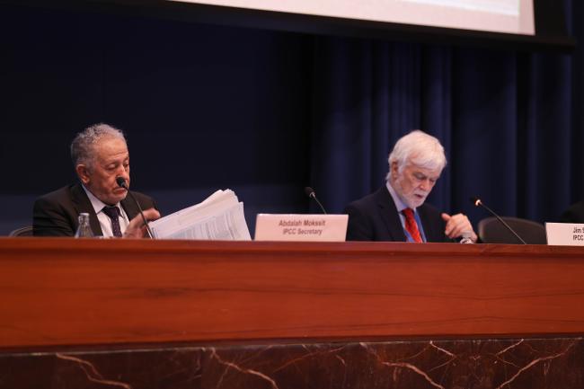 IPCC Secretary Abdalah Mokssit, and IPCC Chair Jim Skea 