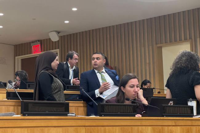 Delegates consult informally