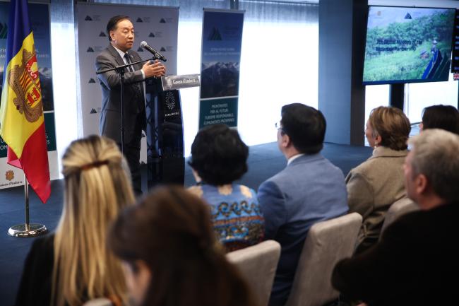 Zhimin Wu, Assistant Director-General and Director, Forestry Division, FAO