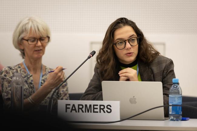Amanda Soares Roza, Farmers